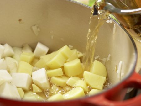 Selleriesuppe Zubereitung Schritt 5 Selleriesuppe Zubereitung Schritt 5