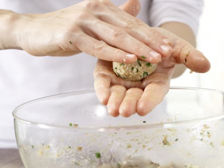 Semmelknödel auf Gemüse Zubereitung Schritt 5 Semmelknödel auf Gemüse Zubereitung Schritt 5