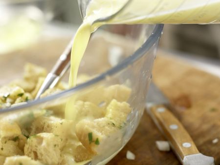 Semmelknödel-Soufflés Zubereitung Schritt 5 Semmelknödel-Soufflés Zubereitung Schritt 5