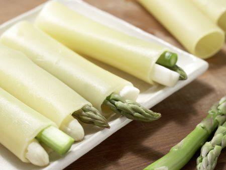 Spargel-Cannelloni mit Spinat Zubereitung Schritt 3 Spargel-Cannelloni mit Spinat Zubereitung Schritt 3