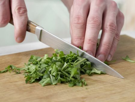 Spargel-Rucola-Pfanne Zubereitung Schritt 5 Spargel-Rucola-Pfanne Zubereitung Schritt 5