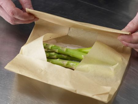 Spargel auf Schollenfilet Zubereitung Schritt 6 Spargel auf Schollenfilet Zubereitung Schritt 6
