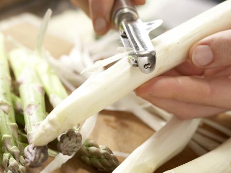 Spargel-Trüffel-Lasagne Zubereitung Schritt 1 Spargel-Trüffel-Lasagne Zubereitung Schritt 1