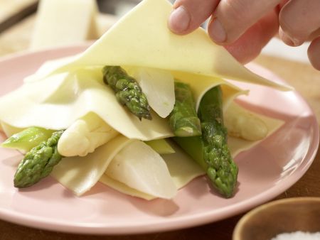 Spargel-Trüffel-Lasagne Zubereitung Schritt 7 Spargel-Trüffel-Lasagne Zubereitung Schritt 7