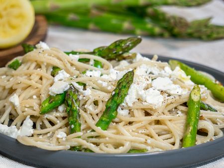 Spargel-Zitronen-Pasta mit Feta