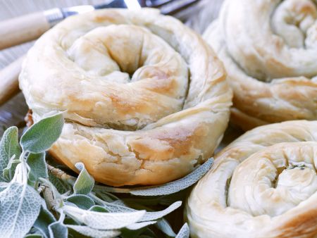 Spinat-Feta-Schnecken Rezept