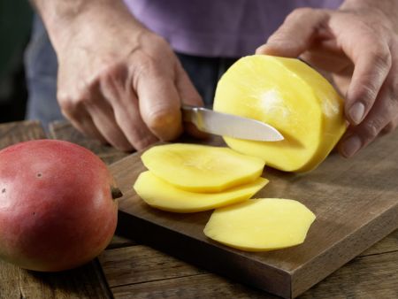 Spinat-Mango-Gemüse Zubereitung Schritt 3 Spinat-Mango-Gemüse Zubereitung Schritt 3