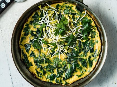 Spinat-Omelett mit Radieschensprossen Rezept