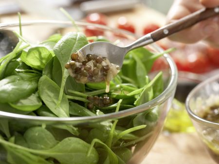 Spinatsalat mit Zander Zubereitung Schritt 8 Spinatsalat mit Zander Zubereitung Schritt 8