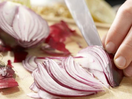 Spitzkohl-Waldorf-Salat Zubereitung Schritt 1 Spitzkohl-Waldorf-Salat Zubereitung Schritt 1
