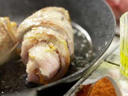 Steirische Kalbsrouladen Zubereitung Schritt 7 Steirische Kalbsrouladen Zubereitung Schritt 7