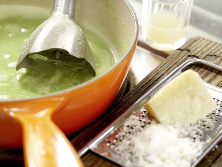 Süppchen von grünem Spargel Zubereitung Schritt 5 Süppchen von grünem Spargel Zubereitung Schritt 5