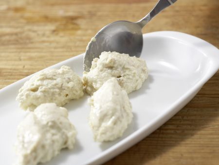 Süße Quarkpuffer mit Apfelsalat Zubereitung Schritt 5 Süße Quarkpuffer mit Apfelsalat Zubereitung Schritt 5