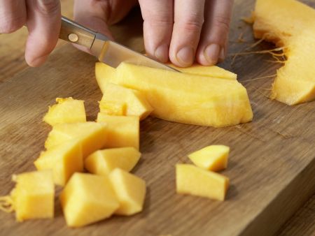 Süßsaures Kürbiskompott Zubereitung Schritt 2 Süßsaures Kürbiskompott Zubereitung Schritt 2