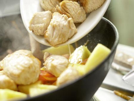 Süßsaures Putenfleisch Zubereitung Schritt 8 Süßsaures Putenfleisch Zubereitung Schritt 8