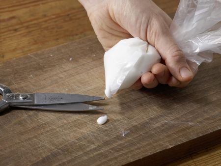 Teigschnecken mit Pfirsichen Zubereitung Schritt 10 Teigschnecken mit Pfirsichen Zubereitung Schritt 10