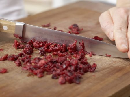 Teigschnecken mit Pfirsichen Zubereitung Schritt 3 Teigschnecken mit Pfirsichen Zubereitung Schritt 3