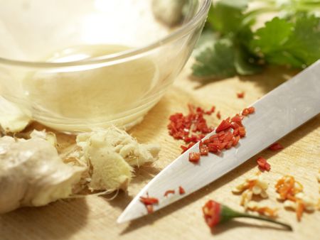 Thai-Krebsfleischsalat Zubereitung Schritt 4 Thai-Krebsfleischsalat Zubereitung Schritt 4