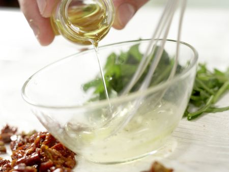 Thunfisch-Nudelsalat Zubereitung Schritt 5 Thunfisch-Nudelsalat Zubereitung Schritt 5
