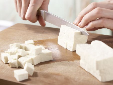 Tofu-Buletten Zubereitung Schritt 1 Tofu-Buletten Zubereitung Schritt 1