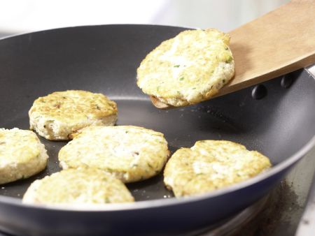 Tofu-Buletten Zubereitung Schritt 10 Tofu-Buletten Zubereitung Schritt 10