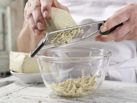 Tofuklößchen mit Kapernsauce Zubereitung Schritt 1 Tofuklößchen mit Kapernsauce Zubereitung Schritt 1