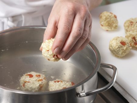 Tofuklößchen mit Kapernsauce Zubereitung Schritt 5 Tofuklößchen mit Kapernsauce Zubereitung Schritt 5