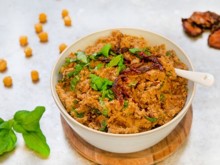 Tomate-Basilikum-Hummus