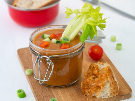 Tomaten-Gazpacho mit Sellerie Rezept