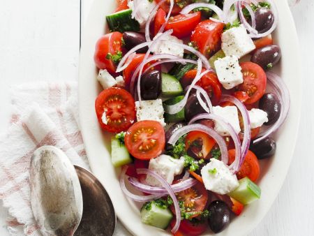 Tomaten-Gurken-Feta-Salat Rezept