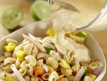 Tropischer Nudelsalat Zubereitung Schritt 8 Tropischer Nudelsalat Zubereitung Schritt 8