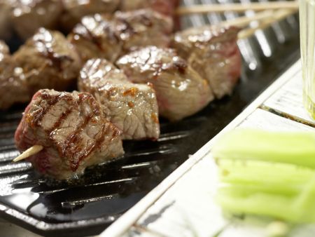Türkische Rindfleischspieße Zubereitung Schritt 8 Türkische Rindfleischspieße Zubereitung Schritt 8