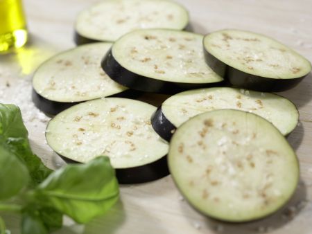 Überbackene Kalbsschnitzel Zubereitung Schritt 1 Überbackene Kalbsschnitzel Zubereitung Schritt 1