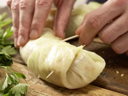 Vegetarische Kohlrouladen Zubereitung Schritt 12 Vegetarische Kohlrouladen Zubereitung Schritt 12