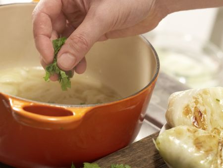 Vegetarische Kohlrouladen Zubereitung Schritt 15 Vegetarische Kohlrouladen Zubereitung Schritt 15