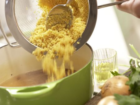 Vegetarische Kohlrouladen Zubereitung Schritt 2 Vegetarische Kohlrouladen Zubereitung Schritt 2