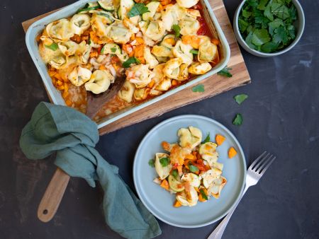 Vegetarischer Tortellini-Auflauf