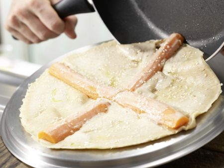 Vollkorn-Pfannkuchen mit Möhren und Sesam Zubereitung Schritt 6 Vollkorn-Pfannkuchen mit Möhren und Sesam Zubereitung Schritt 6