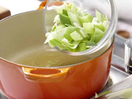 Vollkorn-Spaghetti mit Kürbissauce Zubereitung Schritt 3 Vollkorn-Spaghetti mit Kürbissauce Zubereitung Schritt 3