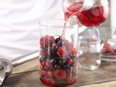 Waldbeeren-Cocktail Zubereitung Schritt 2 Waldbeeren-Cocktail Zubereitung Schritt 2