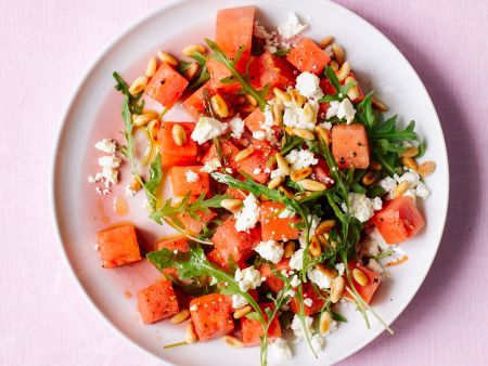 Wassermelonen-Feta-Salat mit Rucola