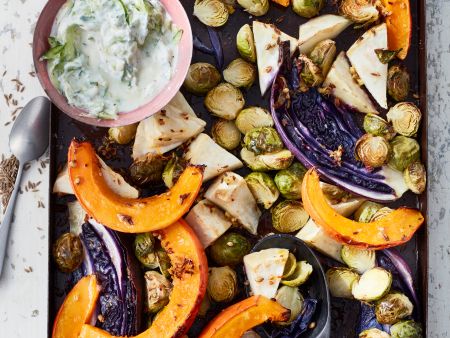 Winterliches Ofengemüse mit Gurken-Raita Rezept