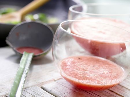 Würzige Melonenkaltschale Zubereitung Schritt 6 Würzige Melonenkaltschale Zubereitung Schritt 6