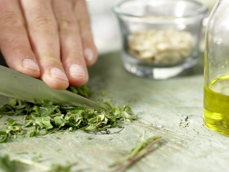 Würzige Mozzarella-Nudeln Zubereitung Schritt 4 Würzige Mozzarella-Nudeln Zubereitung Schritt 4