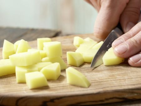 Wurstschnitzel mit grünem Püree Zubereitung Schritt 1 Wurstschnitzel mit grünem Püree Zubereitung Schritt 1