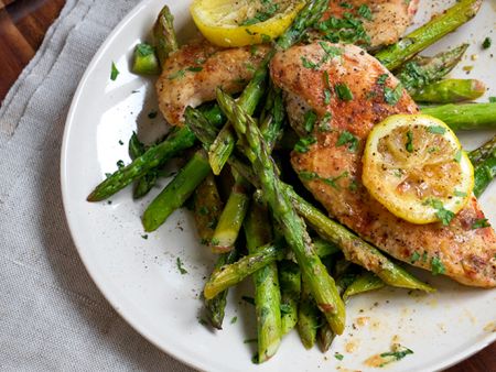 Zitronen-Spargel-Hähnchen