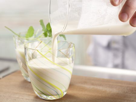 Zitrus-Soja-Drink Zubereitung Schritt 4 Zitrus-Soja-Drink Zubereitung Schritt 4