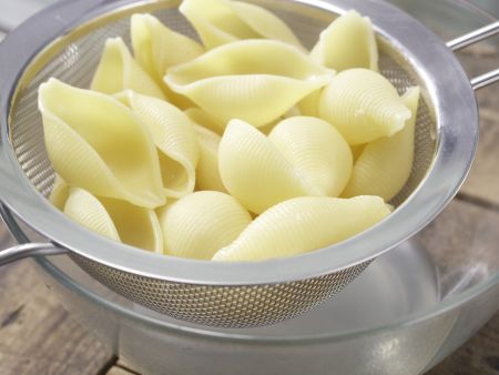 Zucchini-Pilz-Pasta Zubereitung Schritt 7 Zucchini-Pilz-Pasta Zubereitung Schritt 7