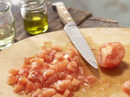 Zucchini-Tomaten-Auflauf Zubereitung Schritt 3 Zucchini-Tomaten-Auflauf Zubereitung Schritt 3