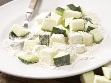 Zucchini-Tomaten-Auflauf Zubereitung Schritt 6 Zucchini-Tomaten-Auflauf Zubereitung Schritt 6